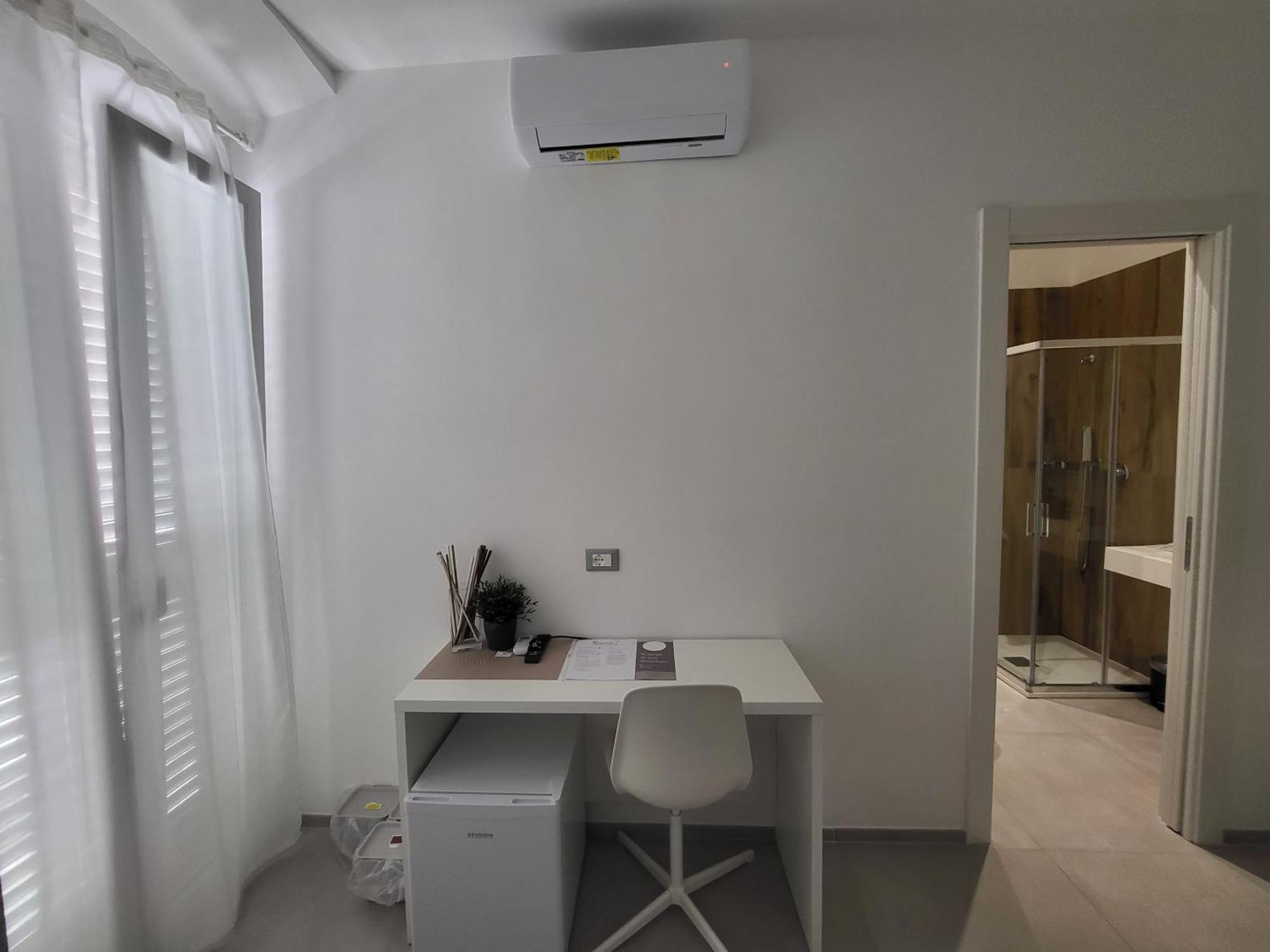 B&B Tra Le Vie Del Borgo Vieste Bagian luar foto